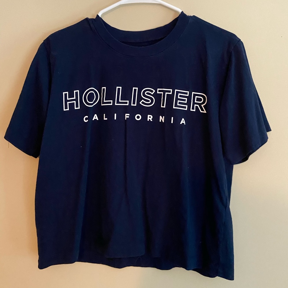 Navy blue short sleeve shirt